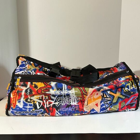 LUCAS graffiti Travel Duffle bags and small bag Set of 3 - Picture 15 of 16